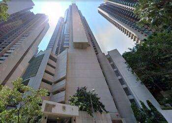 Scalata fatale per un acrobata francese a Hong Kong, indaga la polizia