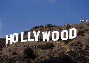 Tensione a Hollywood, i manifestanti denunciano Universal