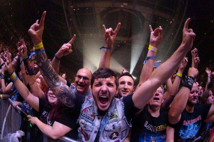 Gli Iron Maiden pronti a infiammare Milano con 35mila fan