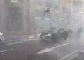 Tempesta a Milano e in Brianza. Bomba d’acqua nel Varesotto
