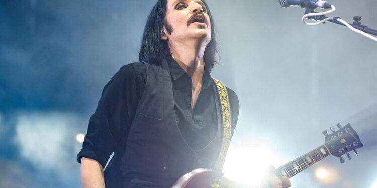 Insulti a Meloni, il consigliere Psd’Az fa campagna elettorale sul concerto dei Placebo a Sassari