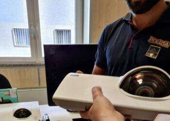 Sassari, refurtiva sequestrata da Polizia donata a 2 scuole