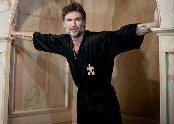 Diecimila dollari per fare sesso in ristorante: lo scandalo diventa mondiale