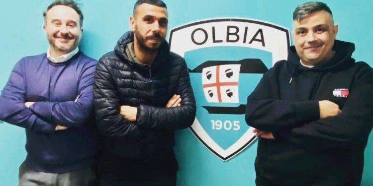 Sirene rosanero per il bomber dell ‘Olbia Daniele Ragatzu