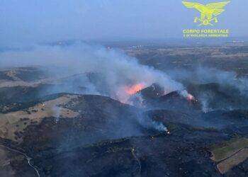 Notte di fiamme a Serri: è inferno nel Sarcidano