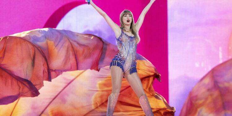 Il nuovo record di Taylor Swift, prima con 4 album nelle top 10