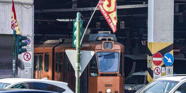 Usb, ‘adesione massiccia allo sciopero del tpl’