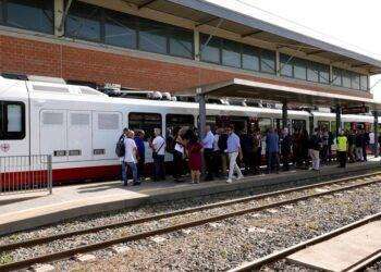 Nuovi treni sulla Monserrato-Isili, Solinas: “La Regione continua a investire risorse per l’ammodernamento del sistema ferroviario sardo”