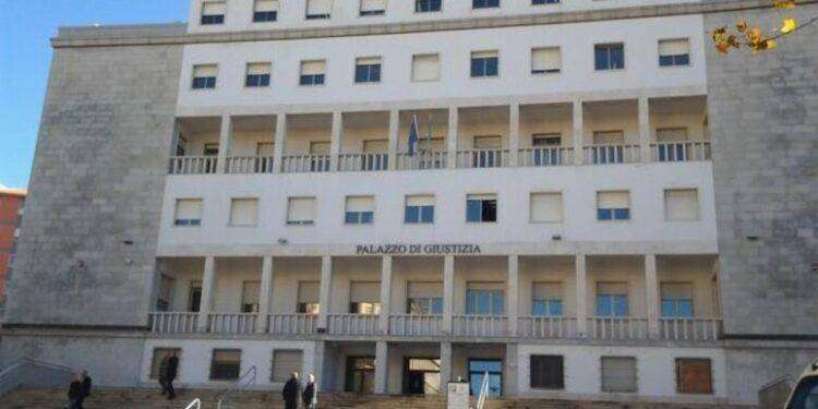 Uccise lo zio nel Nuorese, condannato a 22 anni