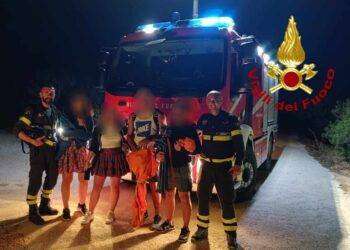 Si perdono lungo un sentiero a Palau, salvati 4 turisti