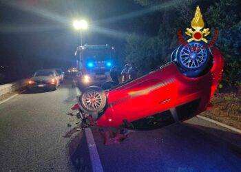 Due gravi incidenti nella notte a Siniscola, 7 turisti feriti