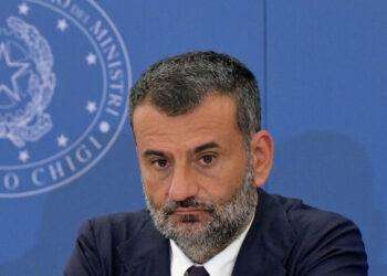 Rdc: Decaro, con sms evidente errore su platea e metodo