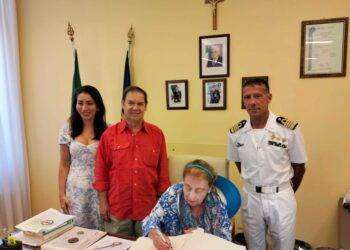 Elettra Marconi in visita alla direzione marittima di Olbia