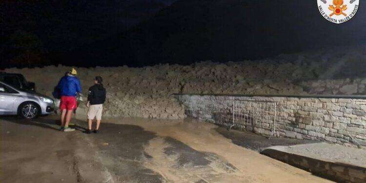 Frana a Valtournenche, 5.000 persone isolate a Cervinia