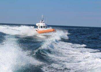 Recuperata barca a vela alla deriva con bimba a bordo