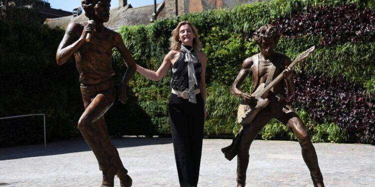 In Gb inaugurate le statue di Mick Jagger e Keith Richards