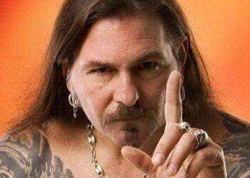 Segnali ripresa per cantante Joe Perrino dopo incidente in moto