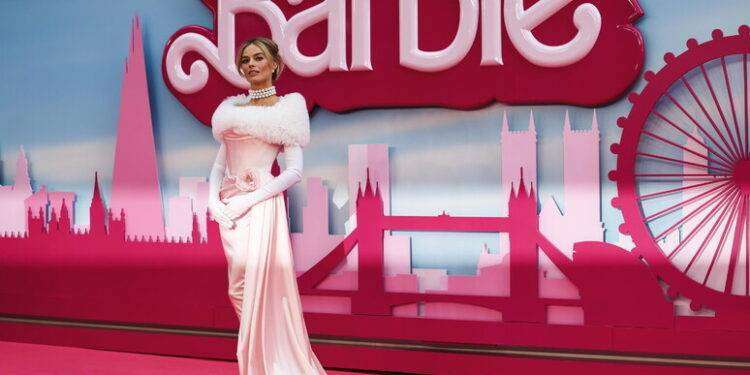 Incassi cinema, Barbie ancora regina sfiora i 30 milioni