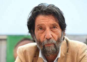 A Massimo Cacciari il premio Caccuri per “Paradiso e Naufragio’