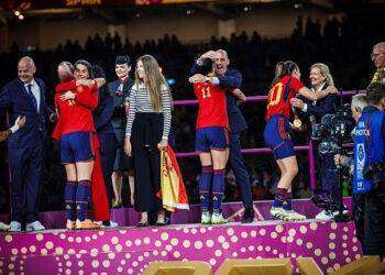 La Fifa sospende Rubiales, si muove anche il governo