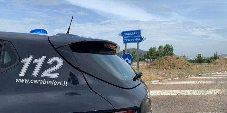 Aggrediscono e molestano una coppia di turisti, 3 indagati