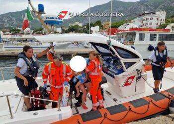 Mare grosso e vento, diportisti soccorsi a Tavolara