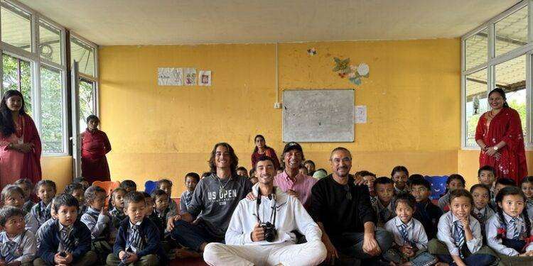 In Nepal dentisti italiani insegnano igiene orale ai bimbi