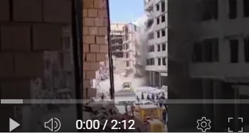 Crolla palazzo in Iran, almeno 5 morti