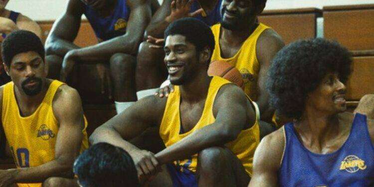Su Sky arriva la seconda stagione della serie sui Lakers