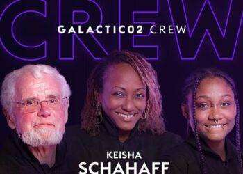 Madre e figlia turiste nello Spazio verso la Luna