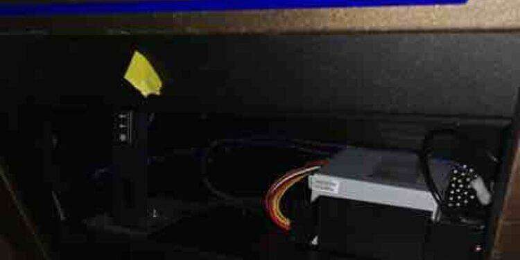 Sequestrate quattro macchinette da gioco manomesse a Olbia