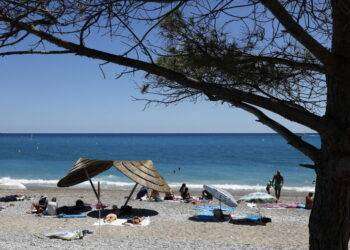 Conto salato per panini e caffè a San Teodoro, turisti denunciano