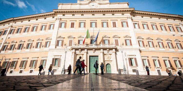Parlamento, ultimi giorni in Aula e poi tutti al mare