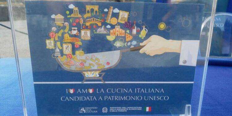 La cucina italiana punta all’Unesco, svelato il logo a Pompei