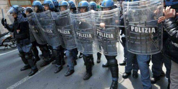 Scontri in Cagliari-Palermo, Daspo per 5 ultras rossoblù