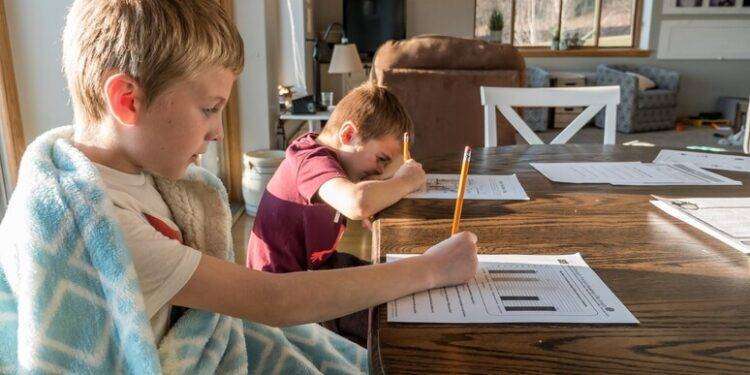 Bambini, si torna a scuola come finire i compiti e cominciare bene l’anno scolastico
