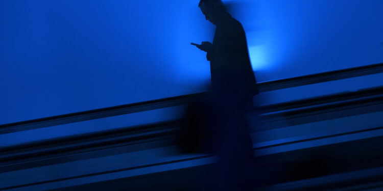 Ecco quanto i social influenzano le scelte politiche