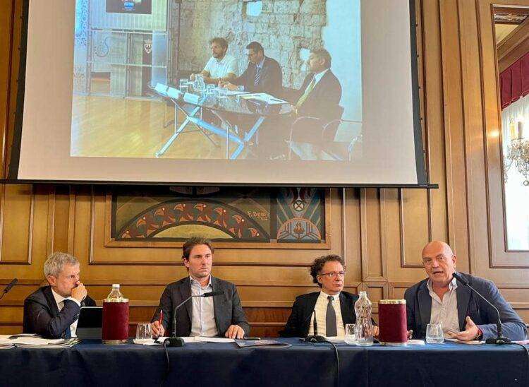 Alemanno: “Cancellare la Via della Seta è un errore, tesi convergenti con Marco Rizzo”