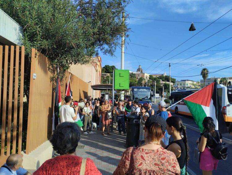 Khaled El Qaisi, sit-in davanti la Rai a Cagliari: “Vogliamo torni”
