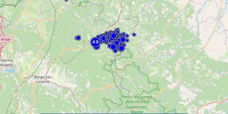 Oltre 160 scosse in Toscana, le immagini degli interventi dei Vigili del Fuoco