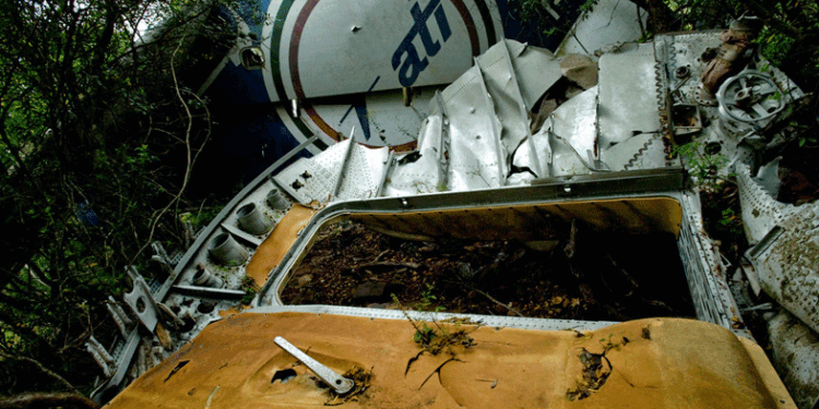 Capoterra, il disastro aereo del Dc-9 44 anni dopo