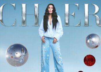 Cher annuncia il primo album di Natale della sua carriera