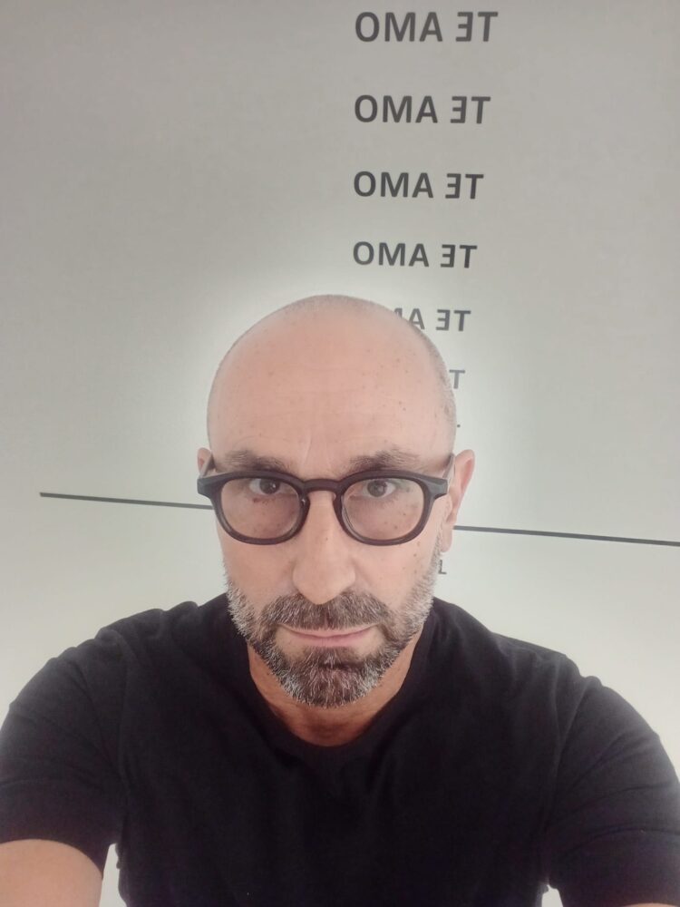 Domenica 1 ottobre a Genoni l’esito scenico della residenza artistica di Marco Nateri “Il Favolista”