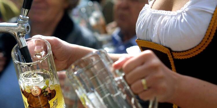 Saluto nazista a Oktoberfest, due italiani fermati
