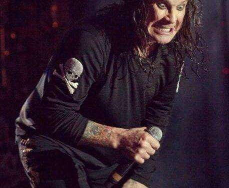 Musica, Ozzy Osbourne: “Intervento alla colonna vertebrale è riuscito”