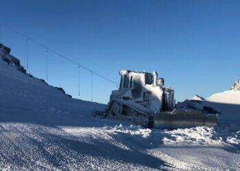 Torna la neve, si riprende a sciare su ghiacciaio dello Stelvio