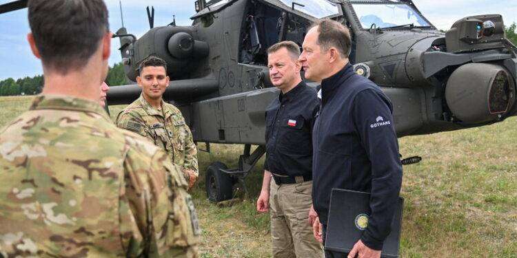 La Polonia provoca la Bielorussia, elicottero militare polacco viola il confine bielorusso