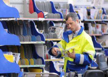 Riaperta la selezione per portalettere, Cagliari e Sud Sardegna