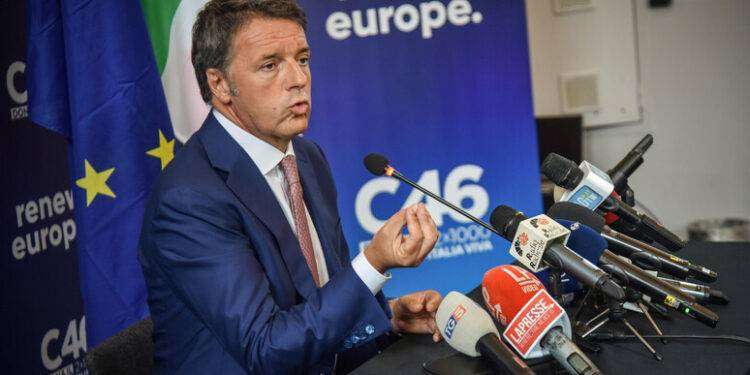 Renzi: “Cgil licenzia Gibelli con Jobs act, vergognati compagno Landini”