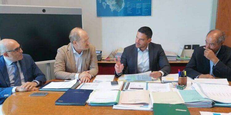 Lavori pubblici, l’Assessore Saiu incontra il Commissario nazionale dell’acqua